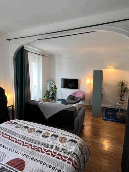 Charmant Appartement Proche Paris Saint-Ouen  ภายนอก รูปภาพ
