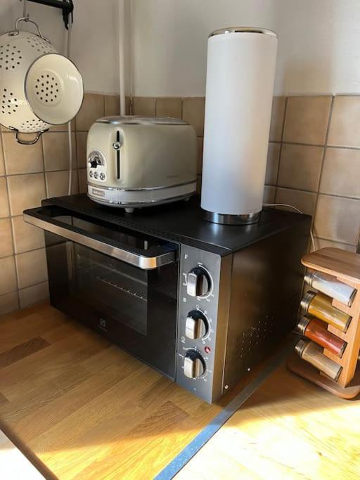 Charmant Appartement Proche Paris Saint-Ouen  ภายนอก รูปภาพ